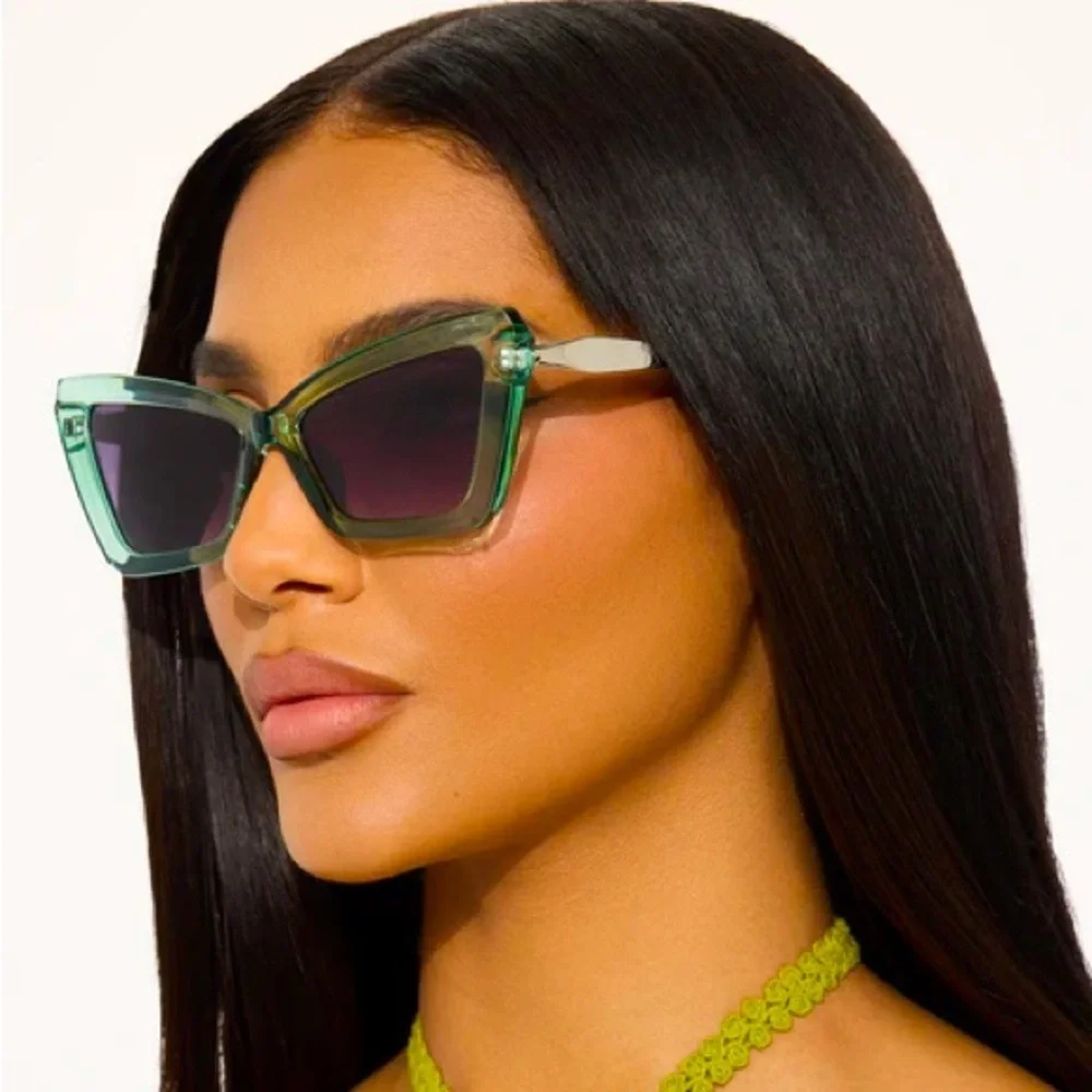 Kate Cat-Eye Sunglasses NEW 🏷️